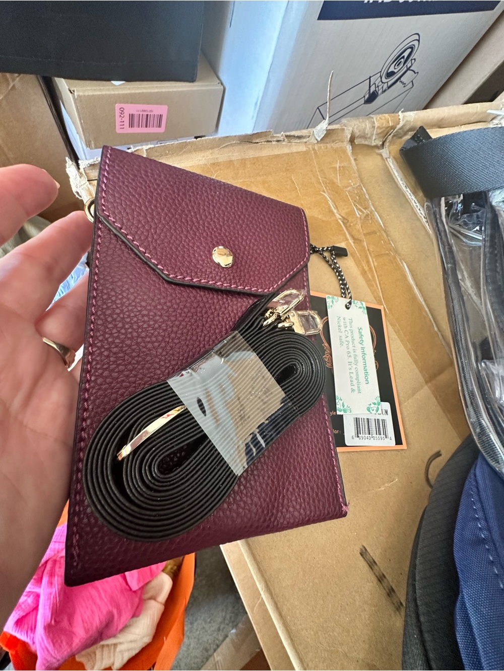Textured Burgundy Crossbody Wallet